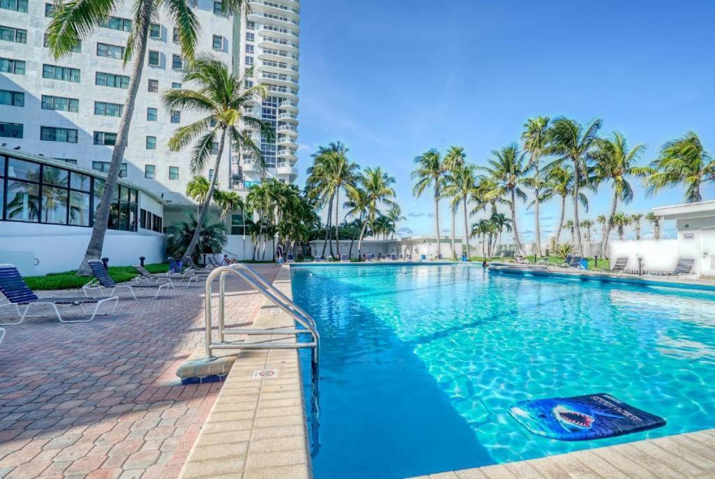 Beachfront Rentals Miami Beach By Bl Rentals מראה חיצוני תמונה