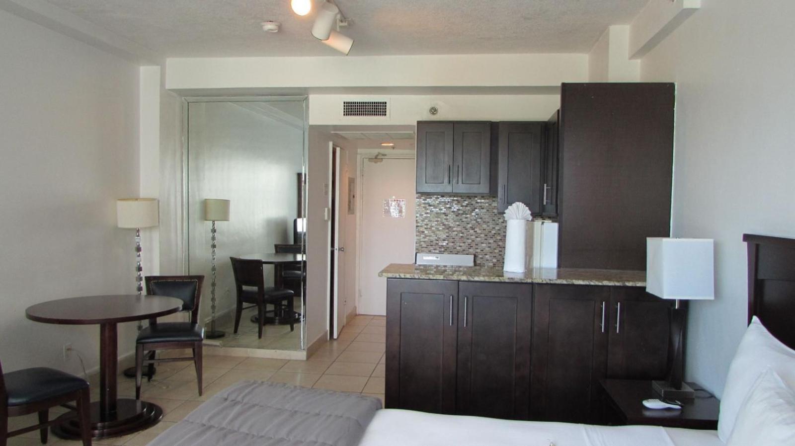 Beachfront Rentals Miami Beach By Bl Rentals מראה חיצוני תמונה